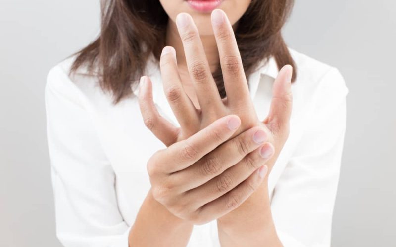 Dolori articolari con il cambio di stagione Dolori articolari con il cambio di stagione